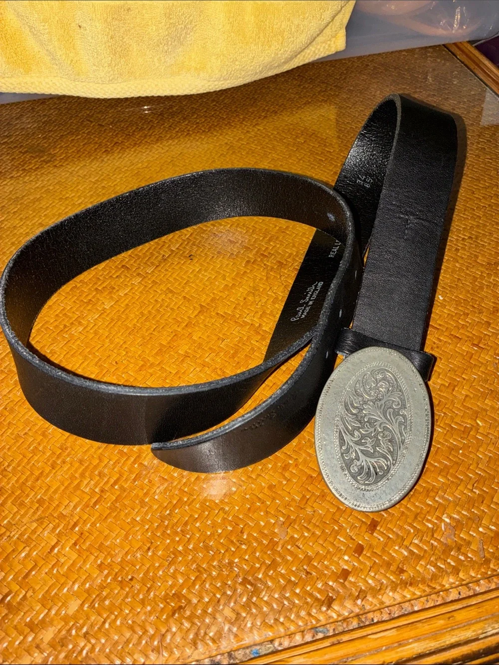 Paul Smith black leather belt. Signed Oval Floral silver buckle. England. Sz41
